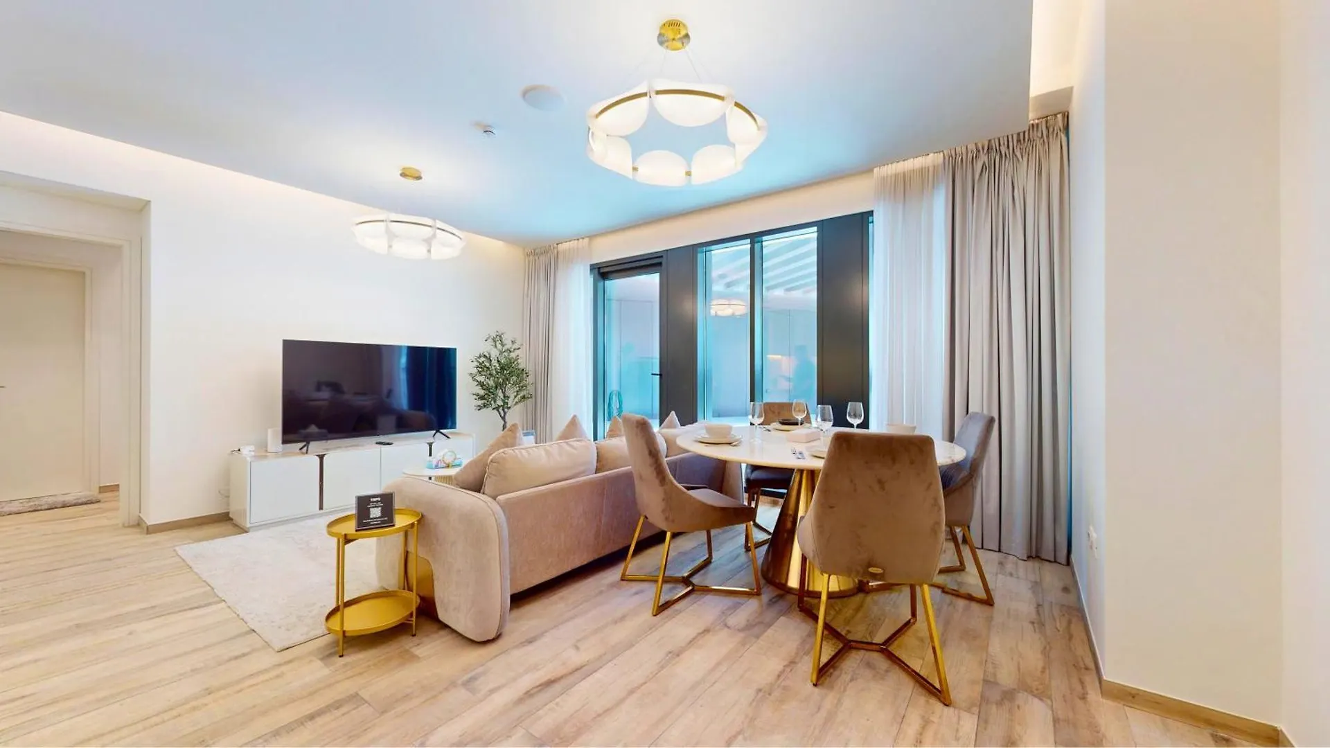 Trps - Ahad Residences, Business Bay - 1Br Luxurious Apartment - Massive Balcony With Pool View Dubai 0*,  United Arab Emirates